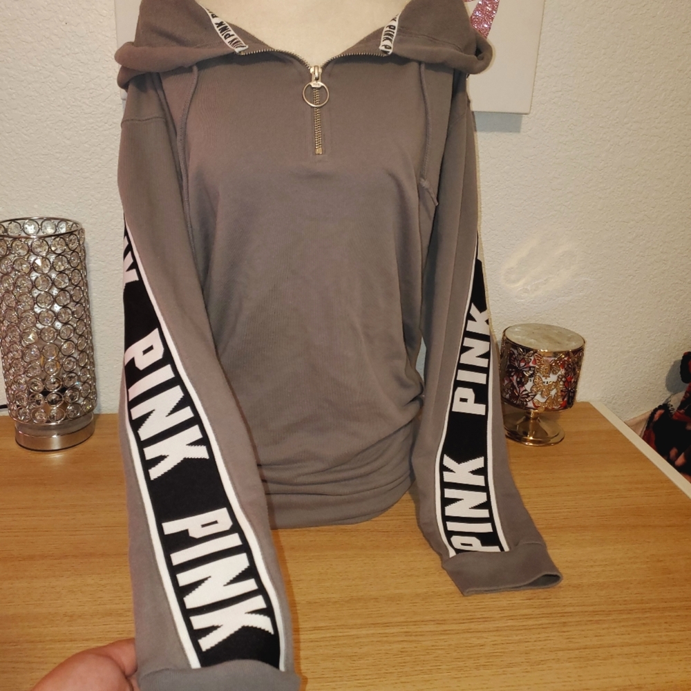 💕 PINK Victoria's Secret Sweater Hoodie